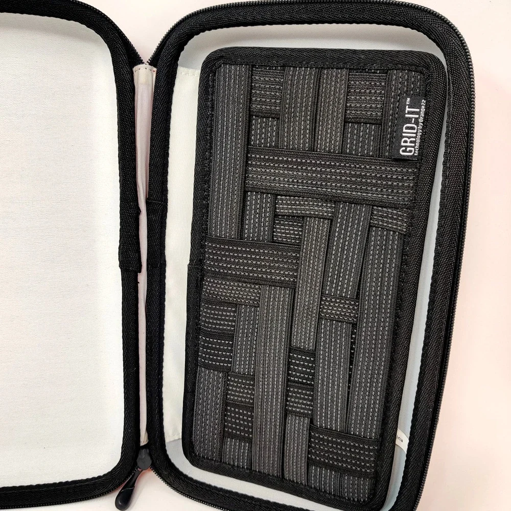 Cocoon Case w Grid It Insert Electronics Travel Case Red Zippered Business Trip